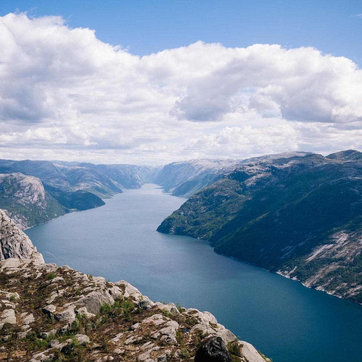 Apple iPhone 15 — 2