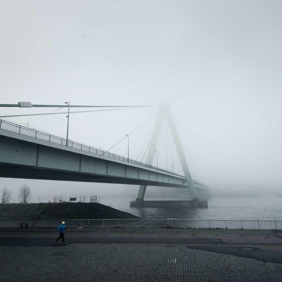 ASUS Vivobook 16 — 2